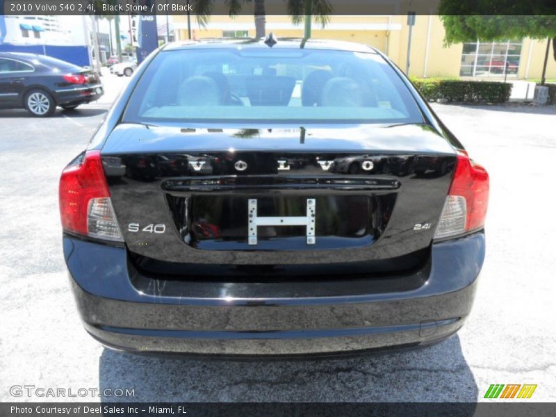 Black Stone / Off Black 2010 Volvo S40 2.4i