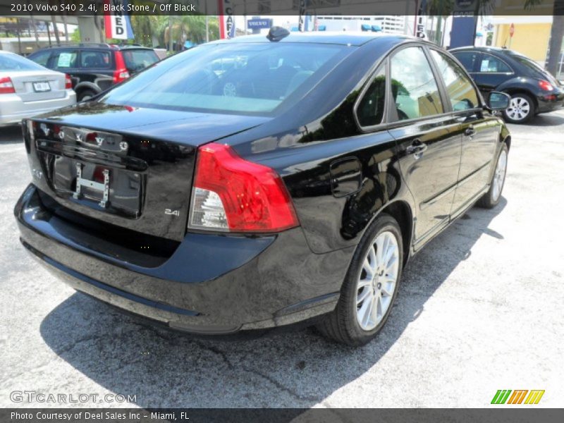 Black Stone / Off Black 2010 Volvo S40 2.4i