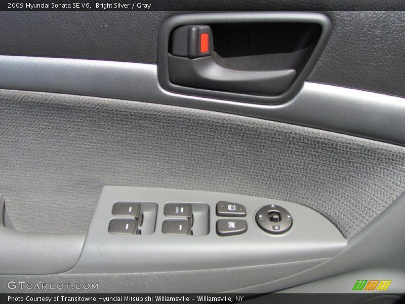 Bright Silver / Gray 2009 Hyundai Sonata SE V6