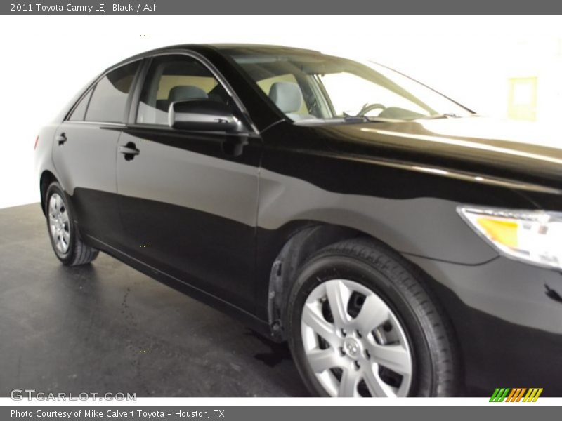 Black / Ash 2011 Toyota Camry LE