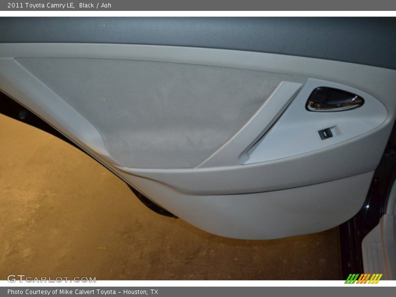 Black / Ash 2011 Toyota Camry LE