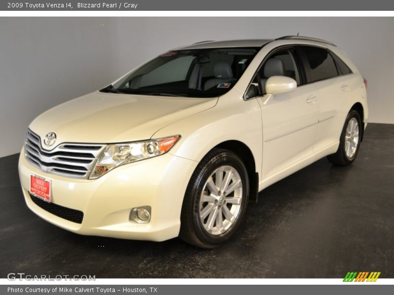 Blizzard Pearl / Gray 2009 Toyota Venza I4