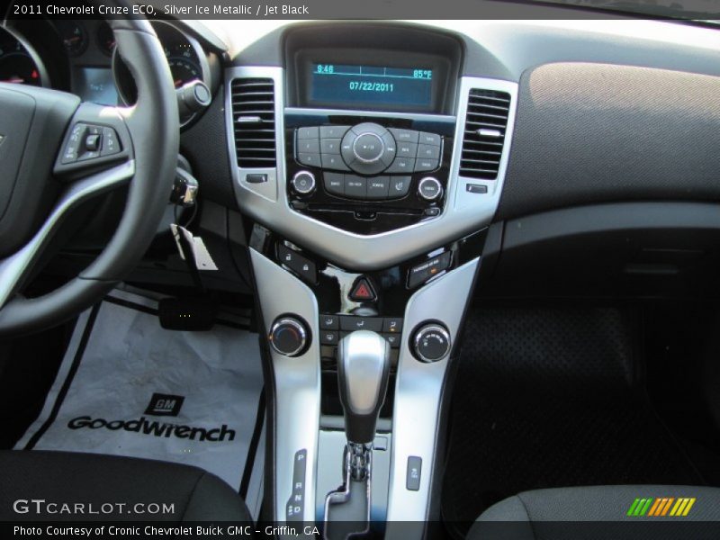 Silver Ice Metallic / Jet Black 2011 Chevrolet Cruze ECO