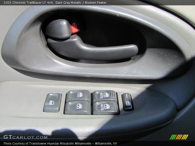 Dark Gray Metallic / Medium Pewter 2003 Chevrolet TrailBlazer LT 4x4
