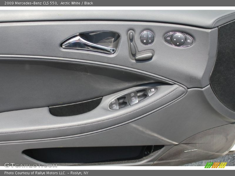 Arctic White / Black 2009 Mercedes-Benz CLS 550
