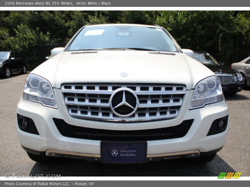 Arctic White / Black 2009 Mercedes-Benz ML 350 4Matic