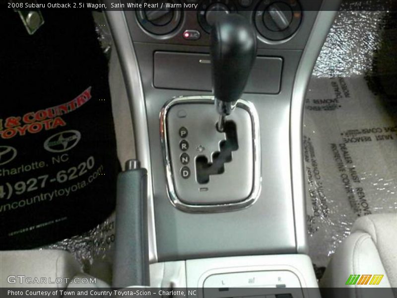 Satin White Pearl / Warm Ivory 2008 Subaru Outback 2.5i Wagon