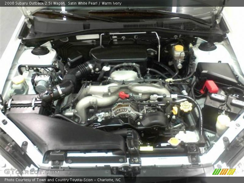 Satin White Pearl / Warm Ivory 2008 Subaru Outback 2.5i Wagon