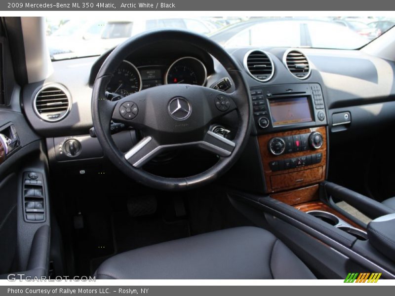 Arctic White / Black 2009 Mercedes-Benz ML 350 4Matic