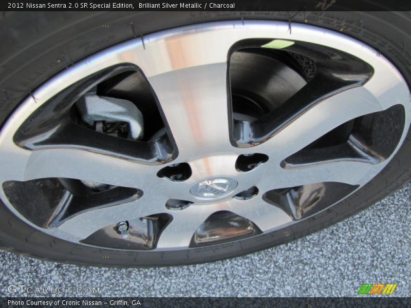 Brilliant Silver Metallic / Charcoal 2012 Nissan Sentra 2.0 SR Special Edition