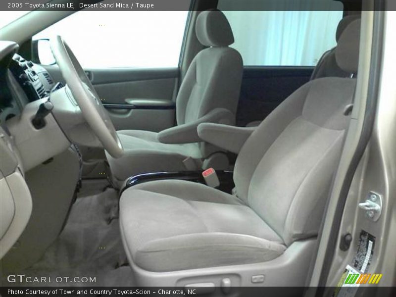 Desert Sand Mica / Taupe 2005 Toyota Sienna LE