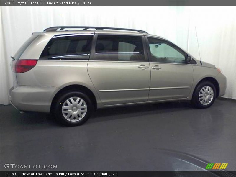 Desert Sand Mica / Taupe 2005 Toyota Sienna LE