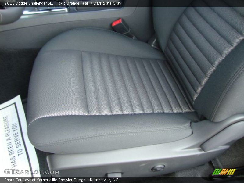 Toxic Orange Pearl / Dark Slate Gray 2011 Dodge Challenger SE