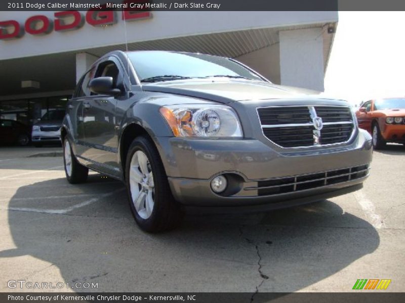 Mineral Gray Metallic / Dark Slate Gray 2011 Dodge Caliber Mainstreet