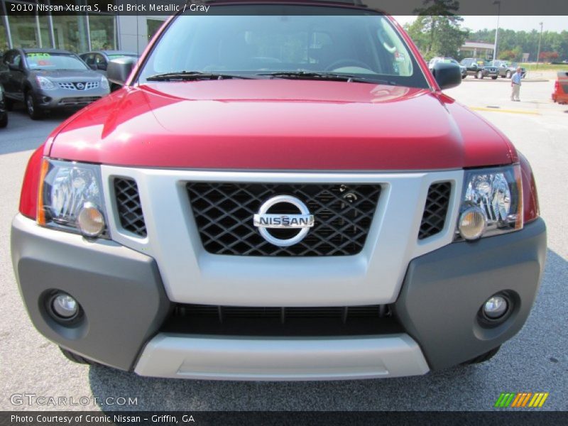 Red Brick Metallic / Gray 2010 Nissan Xterra S