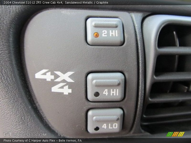 Controls of 2004 S10 LS ZR5 Crew Cab 4x4