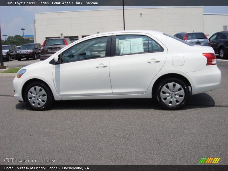 Polar White / Dark Charcoal 2009 Toyota Yaris S Sedan