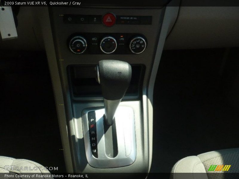Quicksilver / Gray 2009 Saturn VUE XR V6