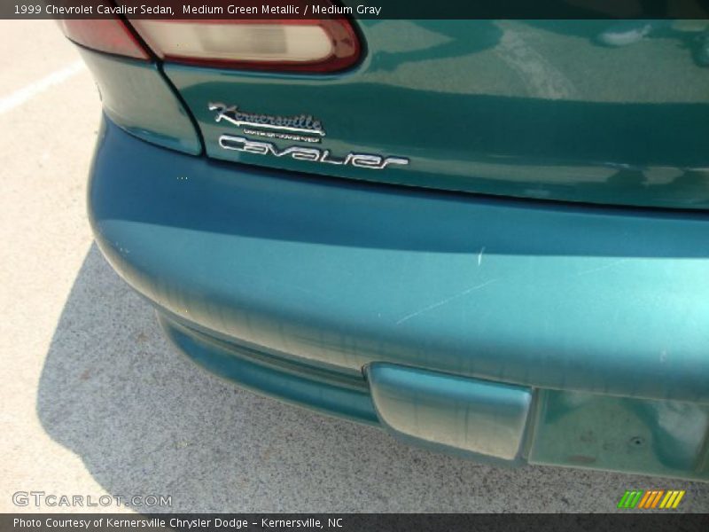 Medium Green Metallic / Medium Gray 1999 Chevrolet Cavalier Sedan