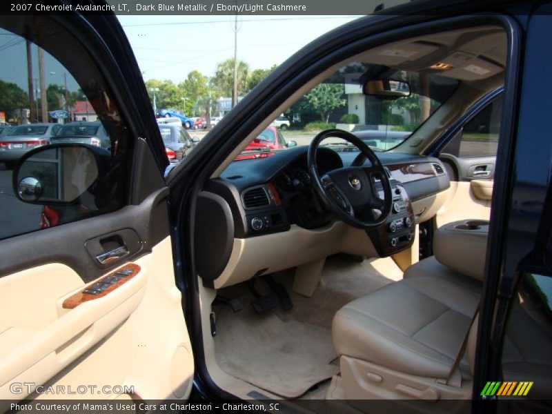 Dark Blue Metallic / Ebony/Light Cashmere 2007 Chevrolet Avalanche LT