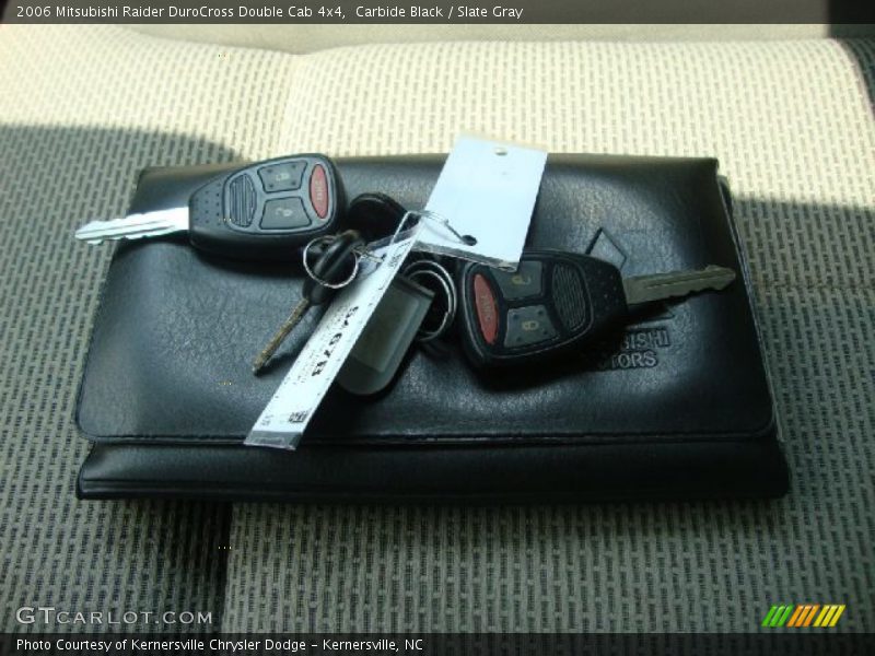 Carbide Black / Slate Gray 2006 Mitsubishi Raider DuroCross Double Cab 4x4