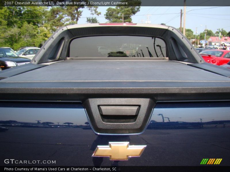 Dark Blue Metallic / Ebony/Light Cashmere 2007 Chevrolet Avalanche LT