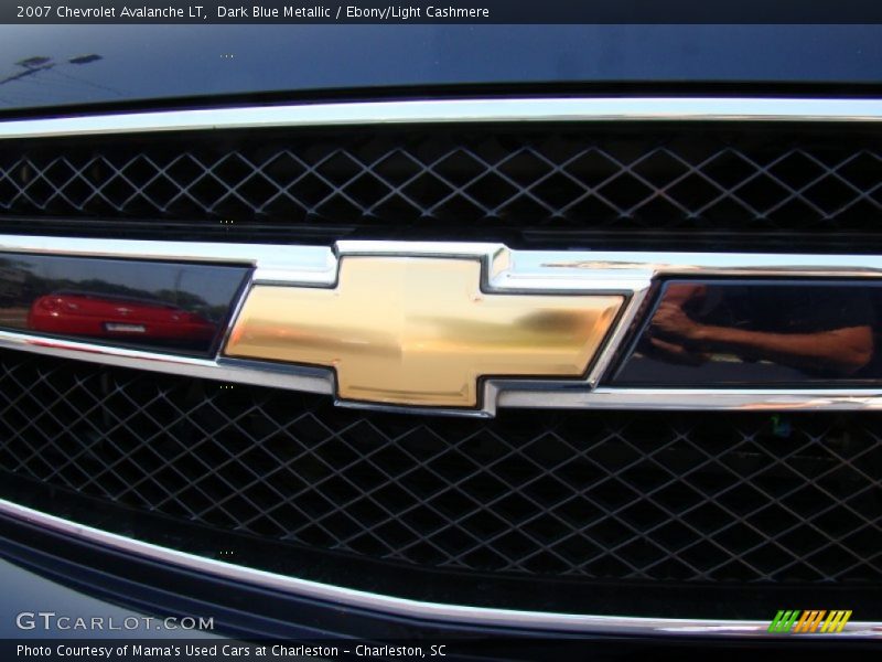 Dark Blue Metallic / Ebony/Light Cashmere 2007 Chevrolet Avalanche LT