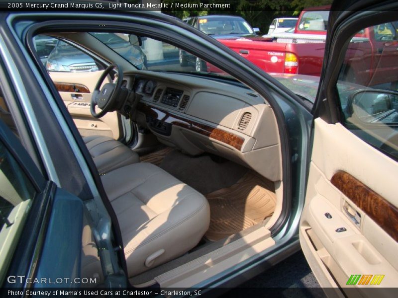 Light Tundra Metallic / Medium Parchment 2005 Mercury Grand Marquis GS