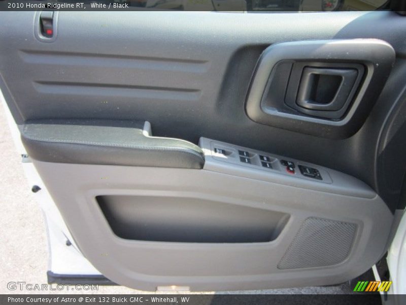 White / Black 2010 Honda Ridgeline RT
