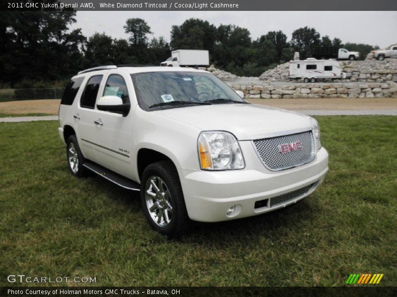 White Diamond Tintcoat / Cocoa/Light Cashmere 2011 GMC Yukon Denali AWD