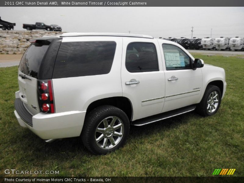 White Diamond Tintcoat / Cocoa/Light Cashmere 2011 GMC Yukon Denali AWD