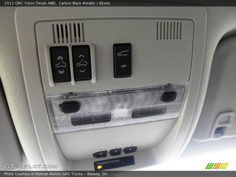 Carbon Black Metallic / Ebony 2011 GMC Yukon Denali AWD