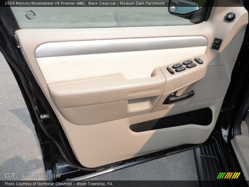 Black Clearcoat / Medium Dark Parchment 2004 Mercury Mountaineer V8 Premier AWD