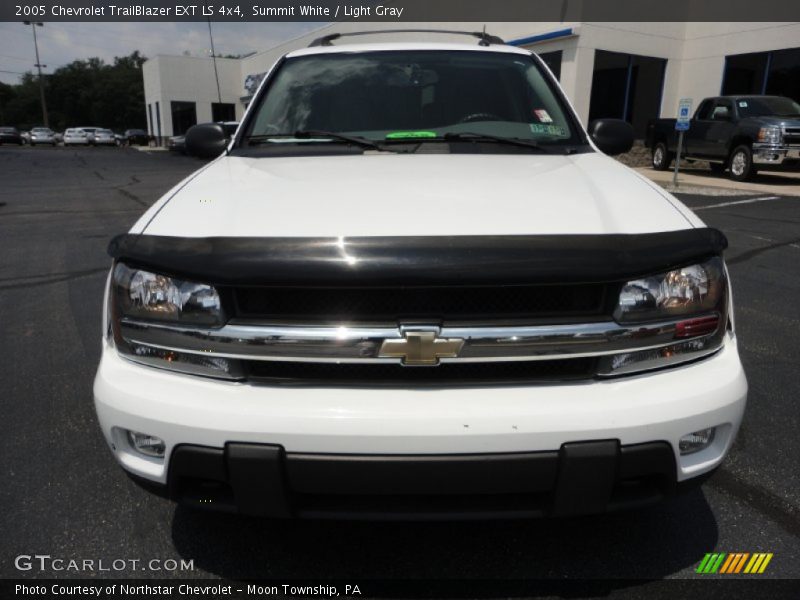 Summit White / Light Gray 2005 Chevrolet TrailBlazer EXT LS 4x4
