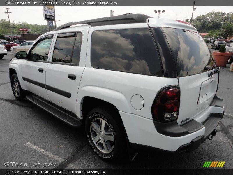 Summit White / Light Gray 2005 Chevrolet TrailBlazer EXT LS 4x4