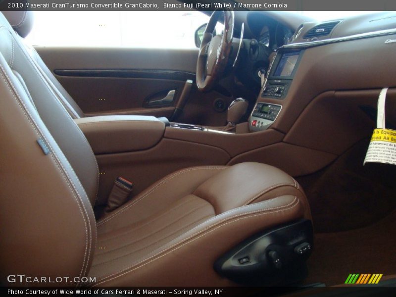 2010 GranTurismo Convertible GranCabrio Marrone Corniola Interior