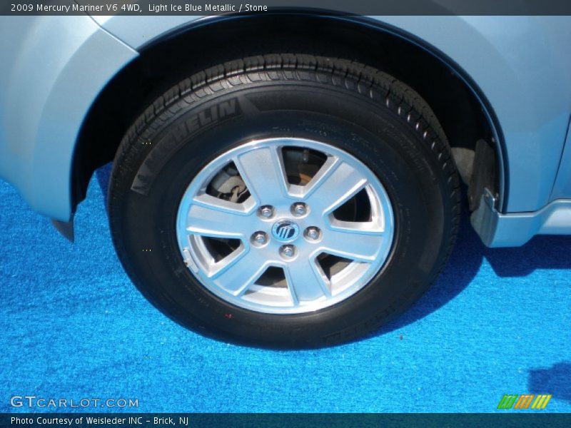 Light Ice Blue Metallic / Stone 2009 Mercury Mariner V6 4WD