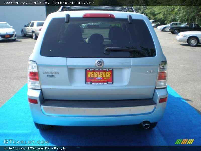 Light Ice Blue Metallic / Stone 2009 Mercury Mariner V6 4WD