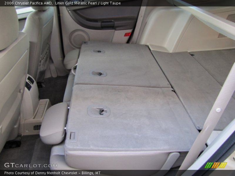 Linen Gold Metallic Pearl / Light Taupe 2006 Chrysler Pacifica AWD
