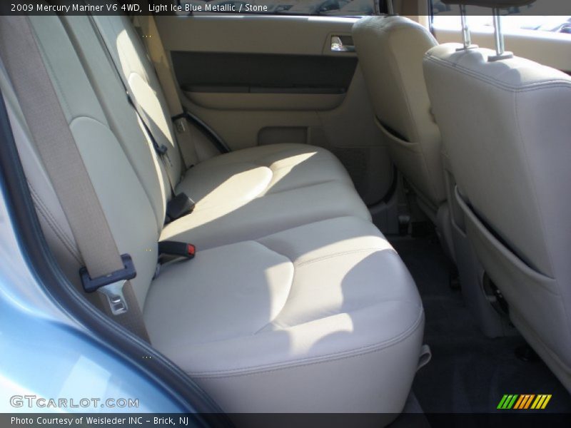 Light Ice Blue Metallic / Stone 2009 Mercury Mariner V6 4WD