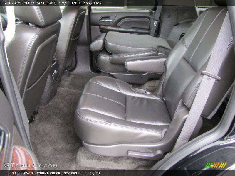 Onyx Black / Ebony Black 2007 GMC Yukon Denali AWD