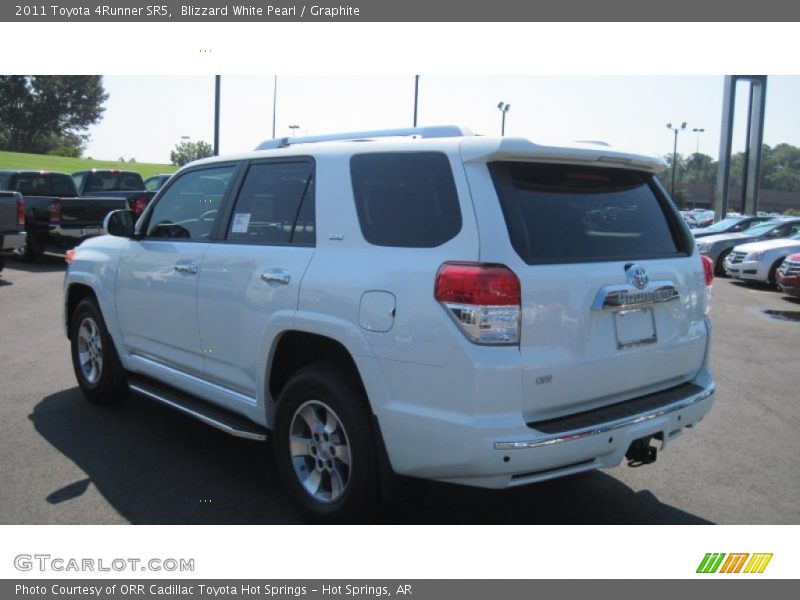 Blizzard White Pearl / Graphite 2011 Toyota 4Runner SR5