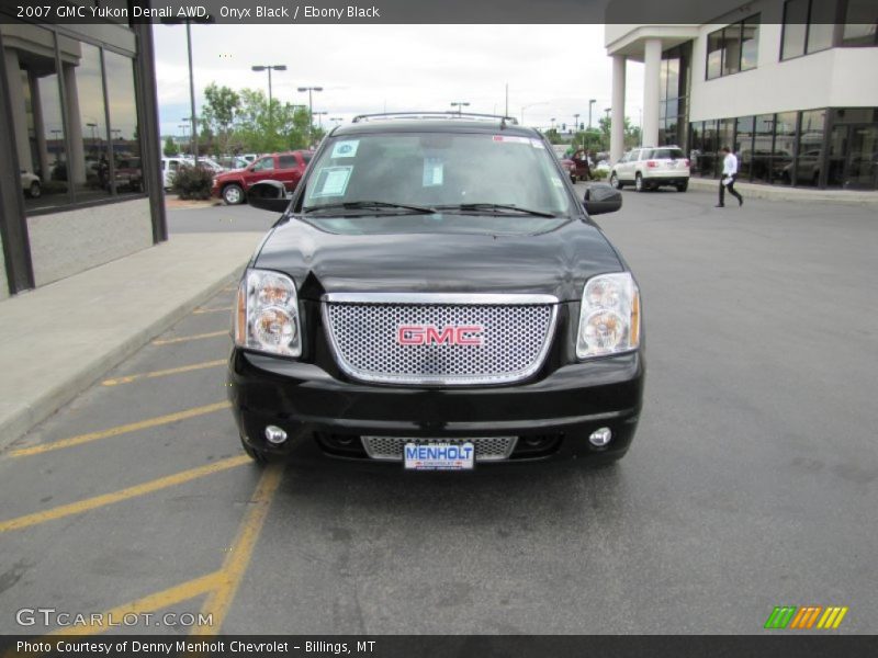 Onyx Black / Ebony Black 2007 GMC Yukon Denali AWD