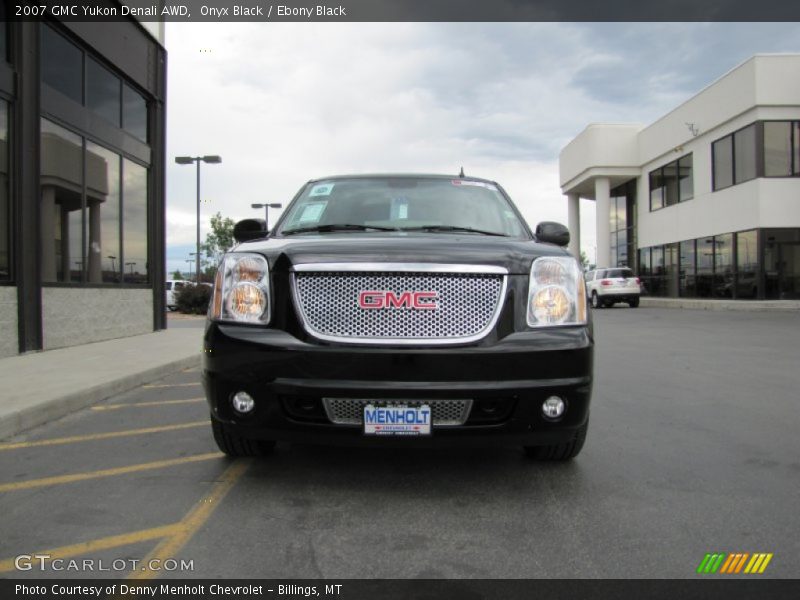 Onyx Black / Ebony Black 2007 GMC Yukon Denali AWD