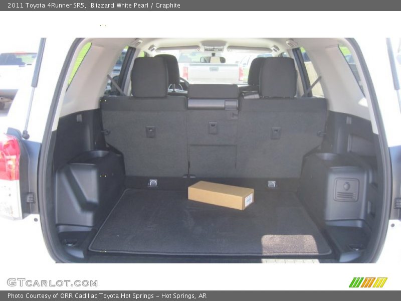 Blizzard White Pearl / Graphite 2011 Toyota 4Runner SR5