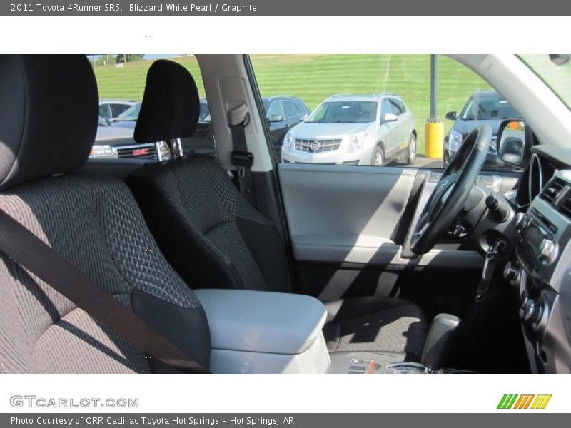 Blizzard White Pearl / Graphite 2011 Toyota 4Runner SR5