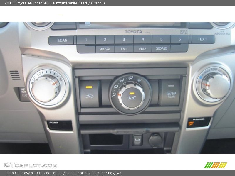 Blizzard White Pearl / Graphite 2011 Toyota 4Runner SR5