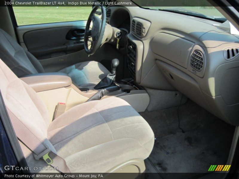 Indigo Blue Metallic / Light Cashmere 2004 Chevrolet TrailBlazer LT 4x4
