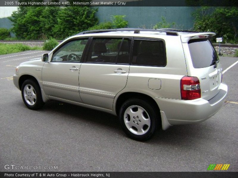 Millenium Silver Metallic / Gray 2005 Toyota Highlander Limited 4WD