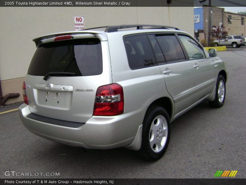 Millenium Silver Metallic / Gray 2005 Toyota Highlander Limited 4WD